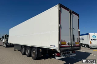 Krone 2016 - SD / Carrier Vector 1950MT Dual temp / Disk brakes / Palletbox Bild 2 Miniaturansicht