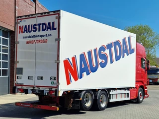 Scania R 2016 - R580 V8 Topline 6x2 - Box with sidedoors - Retarder - Full air - Leather image 4