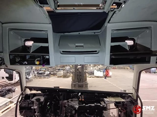 Volvo N/A 2017 - Occ Cabine Volvo FH4 met schade immagine 13
