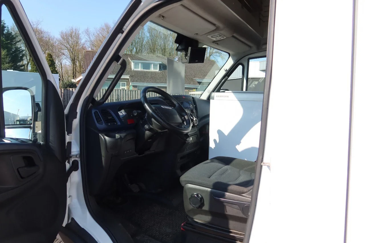 Iveco Daily 2018 - 72 C 18 Verkoopwagen. Prijs 24.500,-- euro ex. Bild 12
