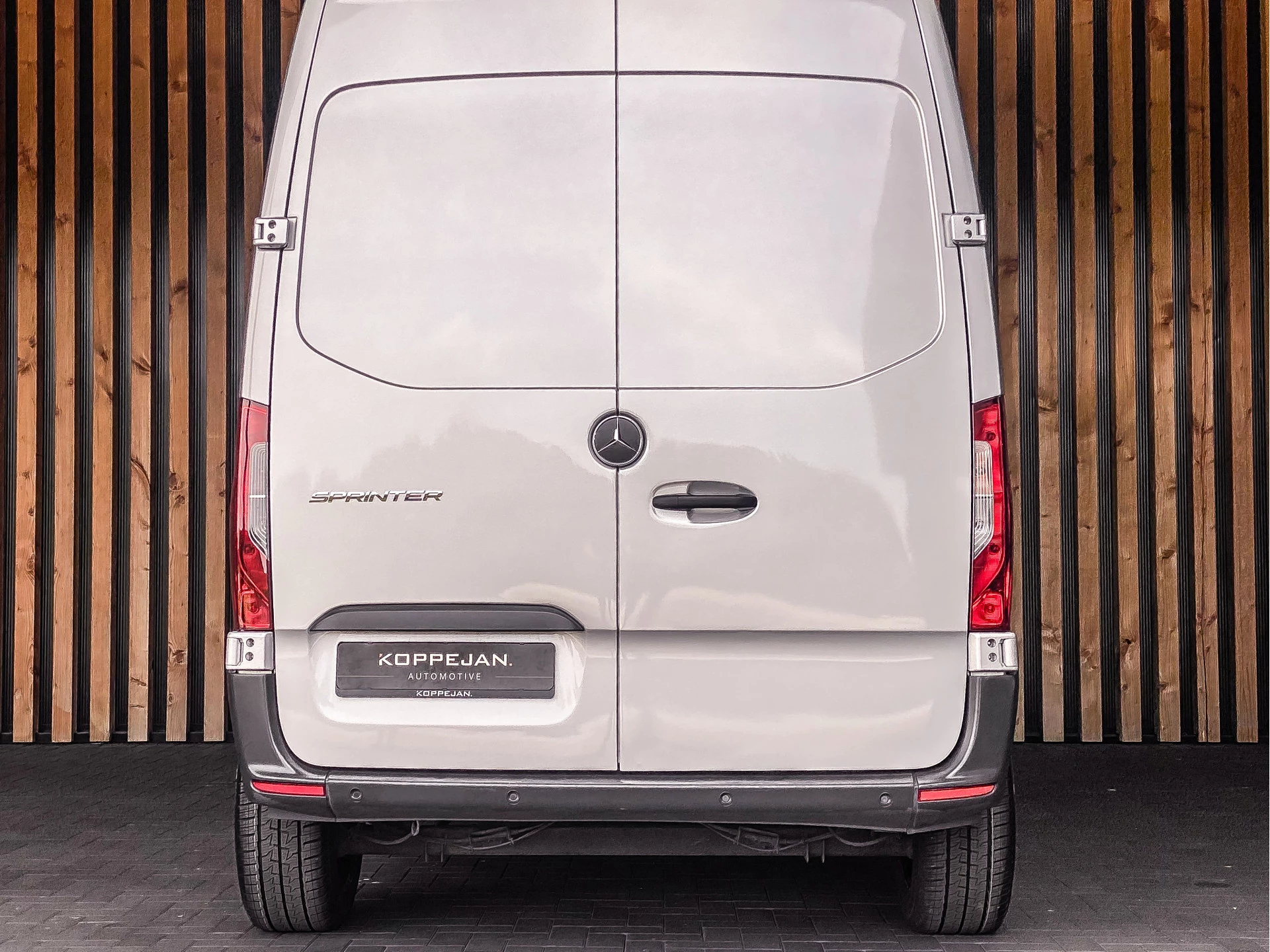 Mercedes-Benz Sprinter 2022 - 1.9 CDI 150PK Automaat L2H2 Bestelwagen afbeelding 24