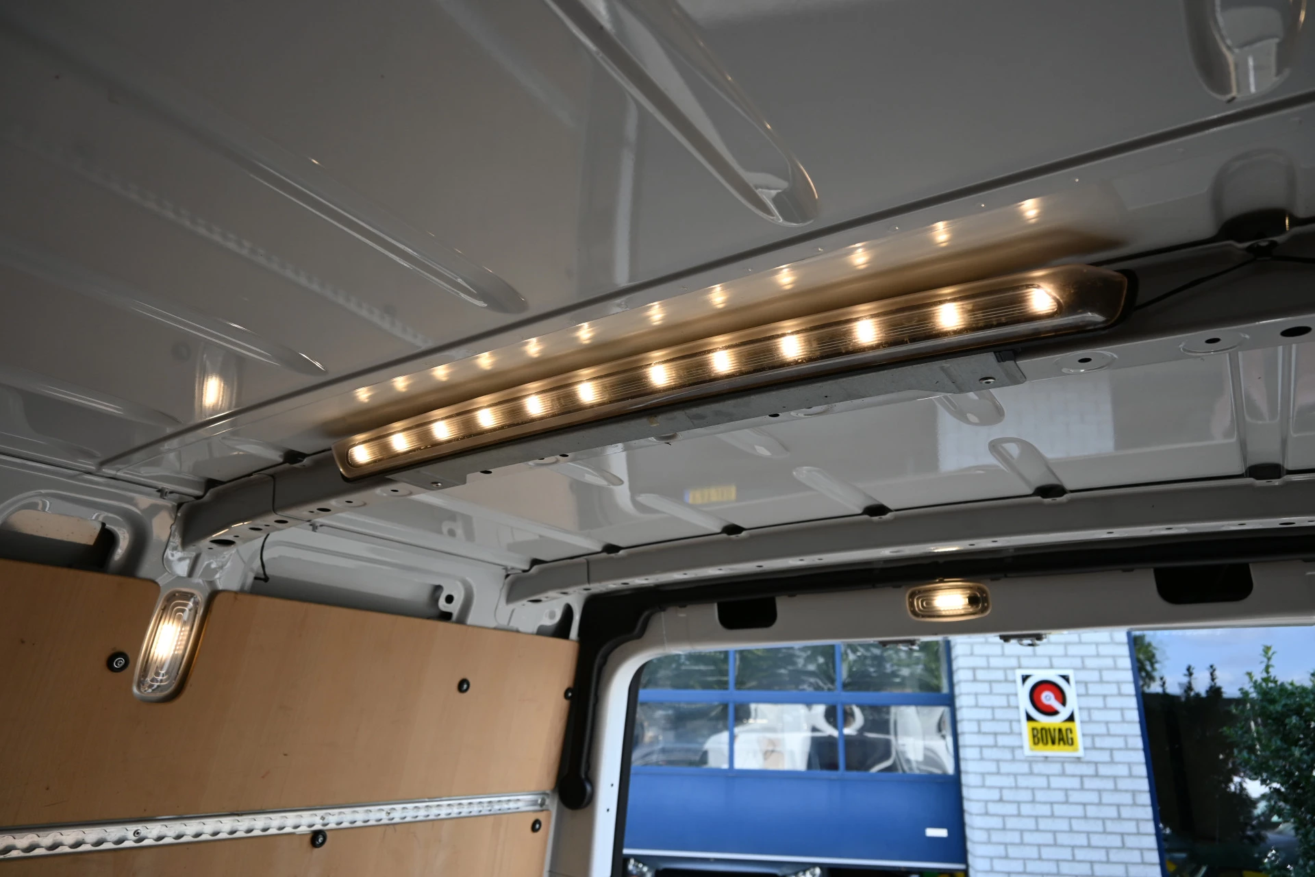 Mercedes-Benz Sprinter 2024 - 317 CDI L3H2 Pro Bild 14
