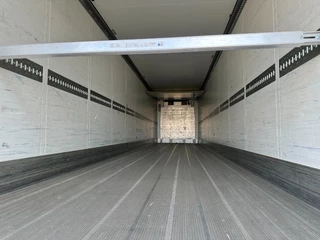 Schmitz Cargobull N/A 2016 - SKO 24/L CARRIER VECTOR 1950 MT D/E / DISCBRAKES / PALLETBOX / 265cm inside height image 6