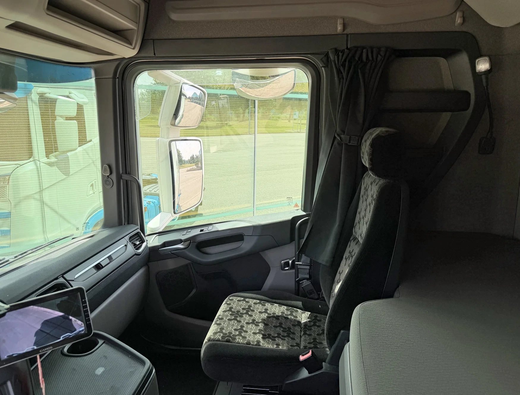 Scania S 2019 - S450 RETARDER SMART TACHO 2 PARK AIRCO 6X2 TWINSTEER 2X TANKS 2-PIECES AVAILABLE HOLLAND-TRUCK image 8