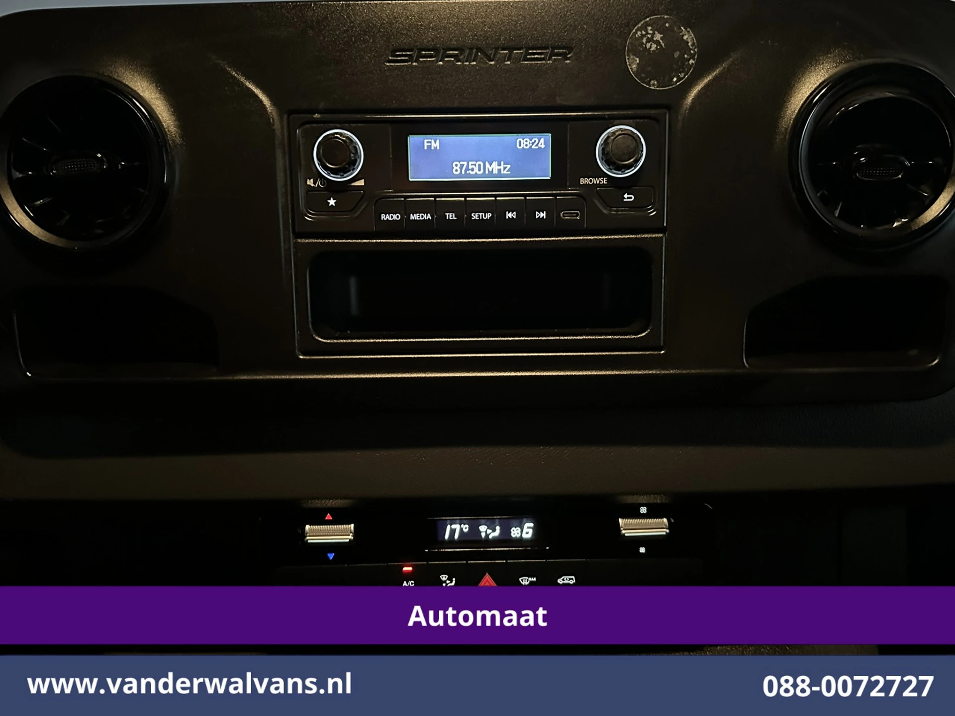 Mercedes-Benz Sprinter 2022 - 317 CDI 170pk 9G-Tronic Automaat Bakwagen Laadklep 21m3 KUUB Zijdeur Euro6 Airco | Lat om Lat betimmering | Leder afbeelding 12
