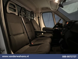 Peugeot Boxer 2022 - 2.2 BlueHDi 141pk Bakwagen 435cm Lang Laadklep Euro6 Airco | 1085kg laadvermogen | Cruisecontrol obrazek 4