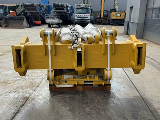 Caterpillar D8T D8R D8N Multishank Ripper (forged shanks) 2026 - N/A obrazek 6