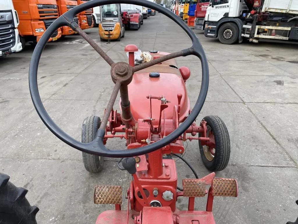 Farmall SUPER F.C. imagen 10