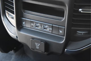 Dodge Ram 1500 2024 - 4x4 Crew Cab Laramie Black Hurricane ALL IN obrazek 41