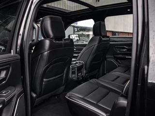 Dodge Ram 1500 2022 - Laramie Night 5.7L Hemi V8 Automaat immagine 12
