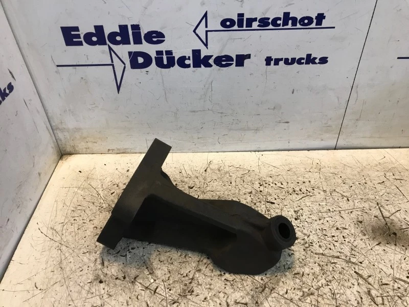 DAF - 1929557-2294018 MOTORSTEUN RECHTSVOOR afbeelding 1