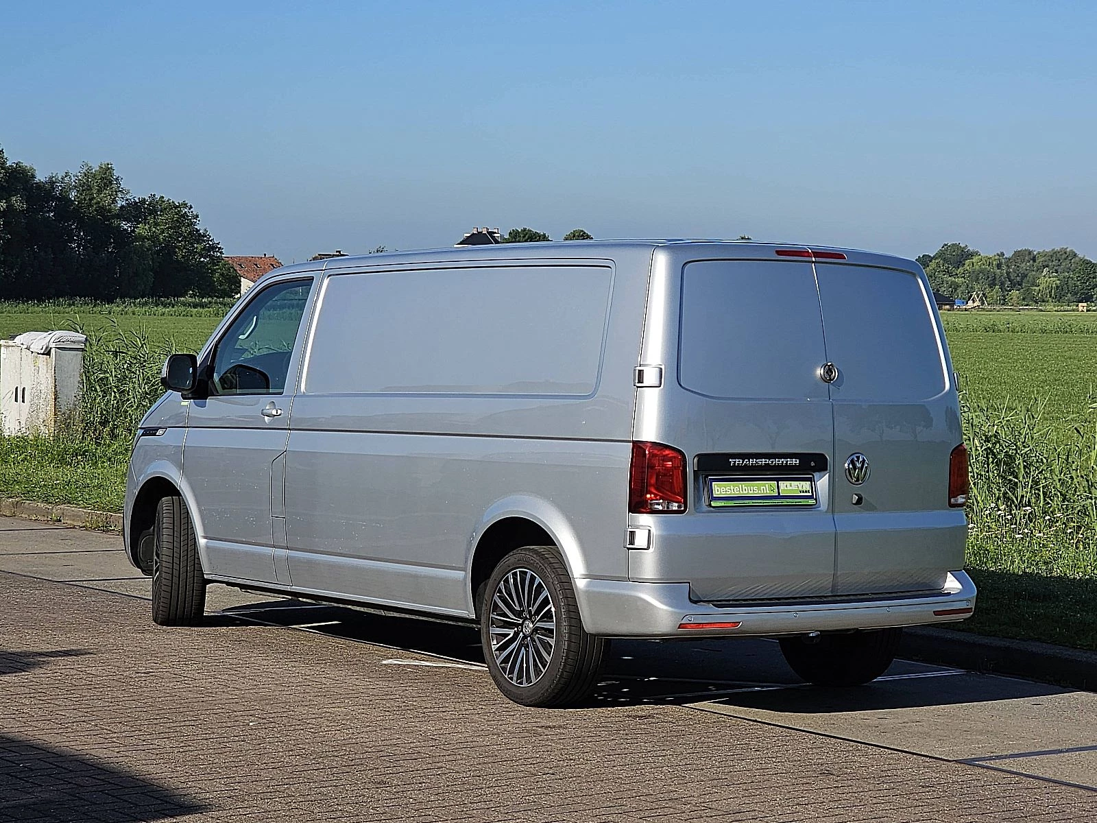 Volkswagen Transporter 2023 - 2.0 TDI Bild 6