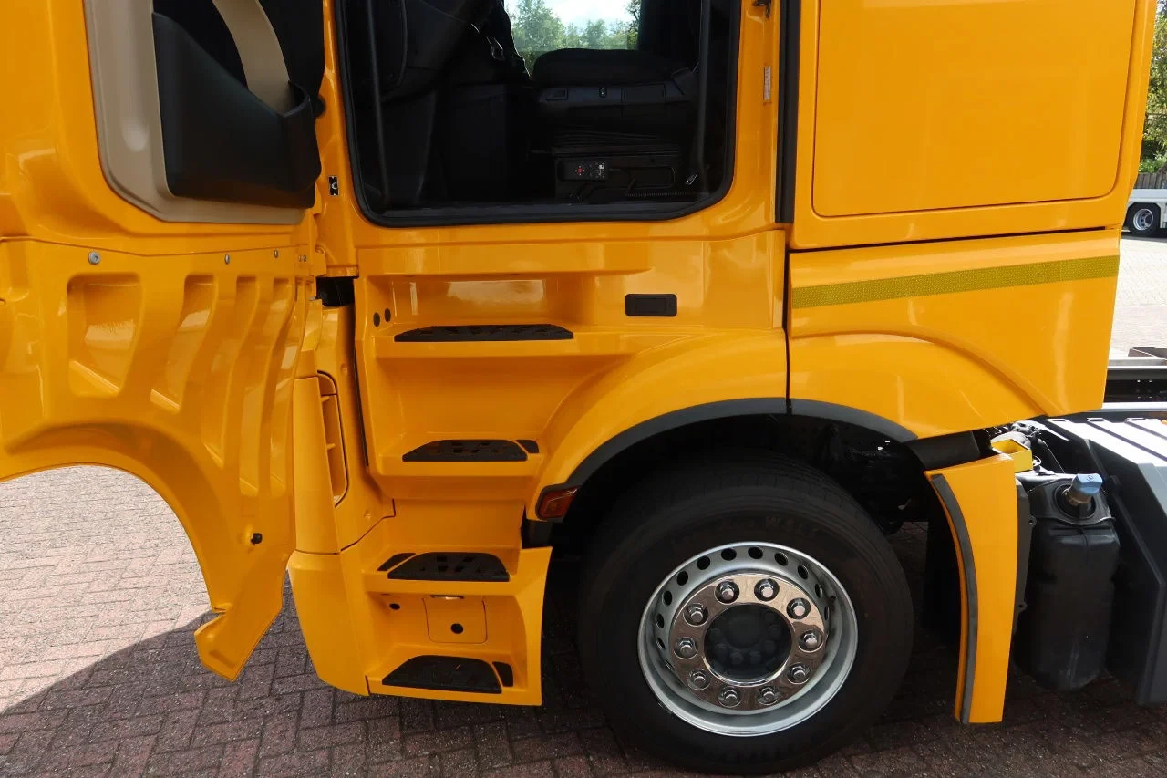 Mercedes-Benz Actros 2019 - 2642 LL Chassis Cabine Giga space Bild 11