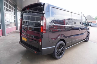 Renault Trafic 2024 - 2.0 Blue dCi 170PK L2H1 Extra Black Edition obrazek 4