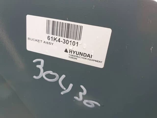 Hyundai N/A - Excavator digging bucket 140, 61K4-30101 image 9