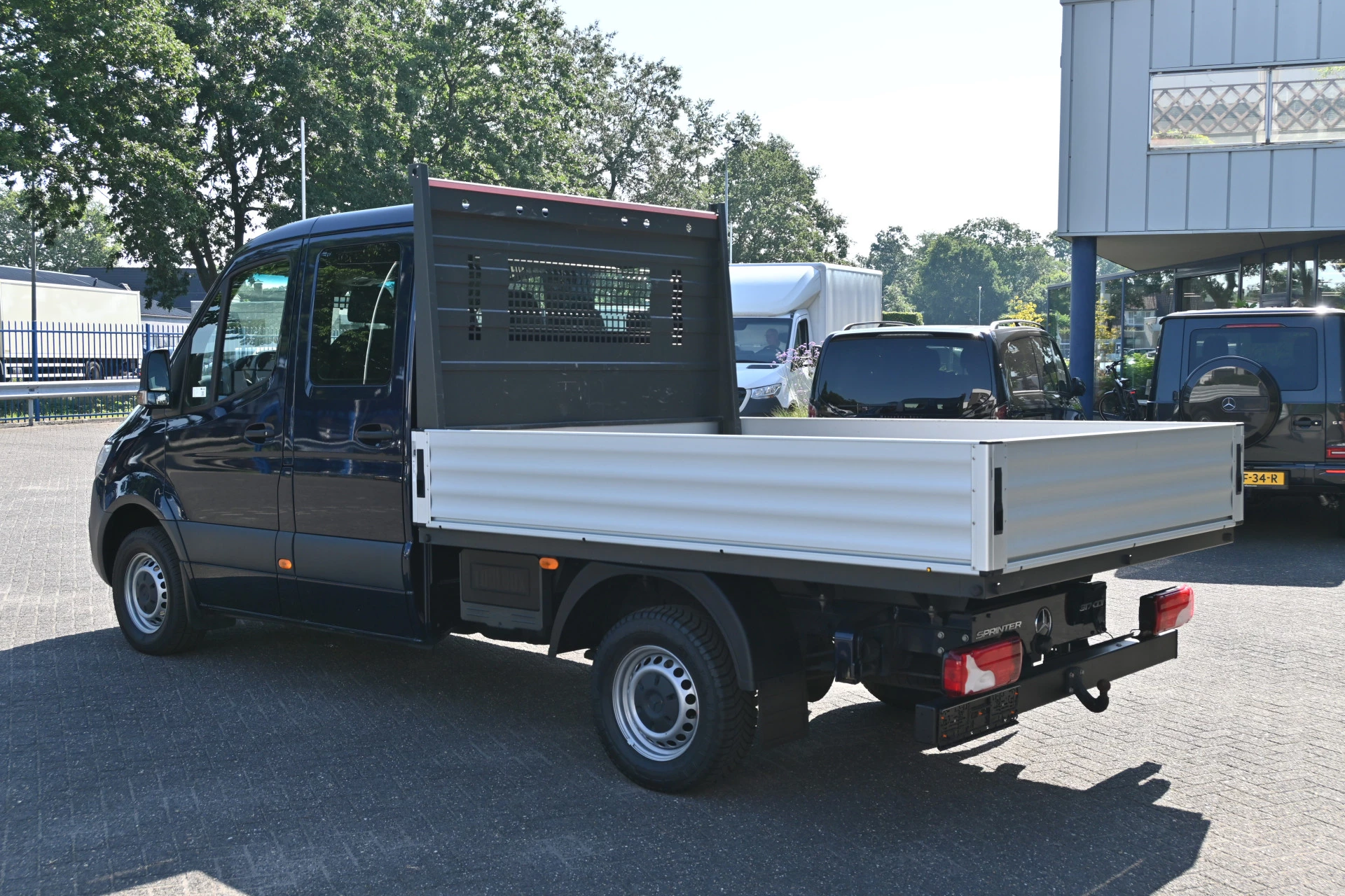Mercedes-Benz Sprinter 2023 - 317 CDI L2 RWD DC Open Laadbak zdjęcie 11