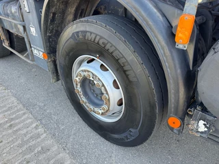 Renault 4 2006 - Kerax 410 8x4 Full steel - Manual - Euro - Big axles image 30