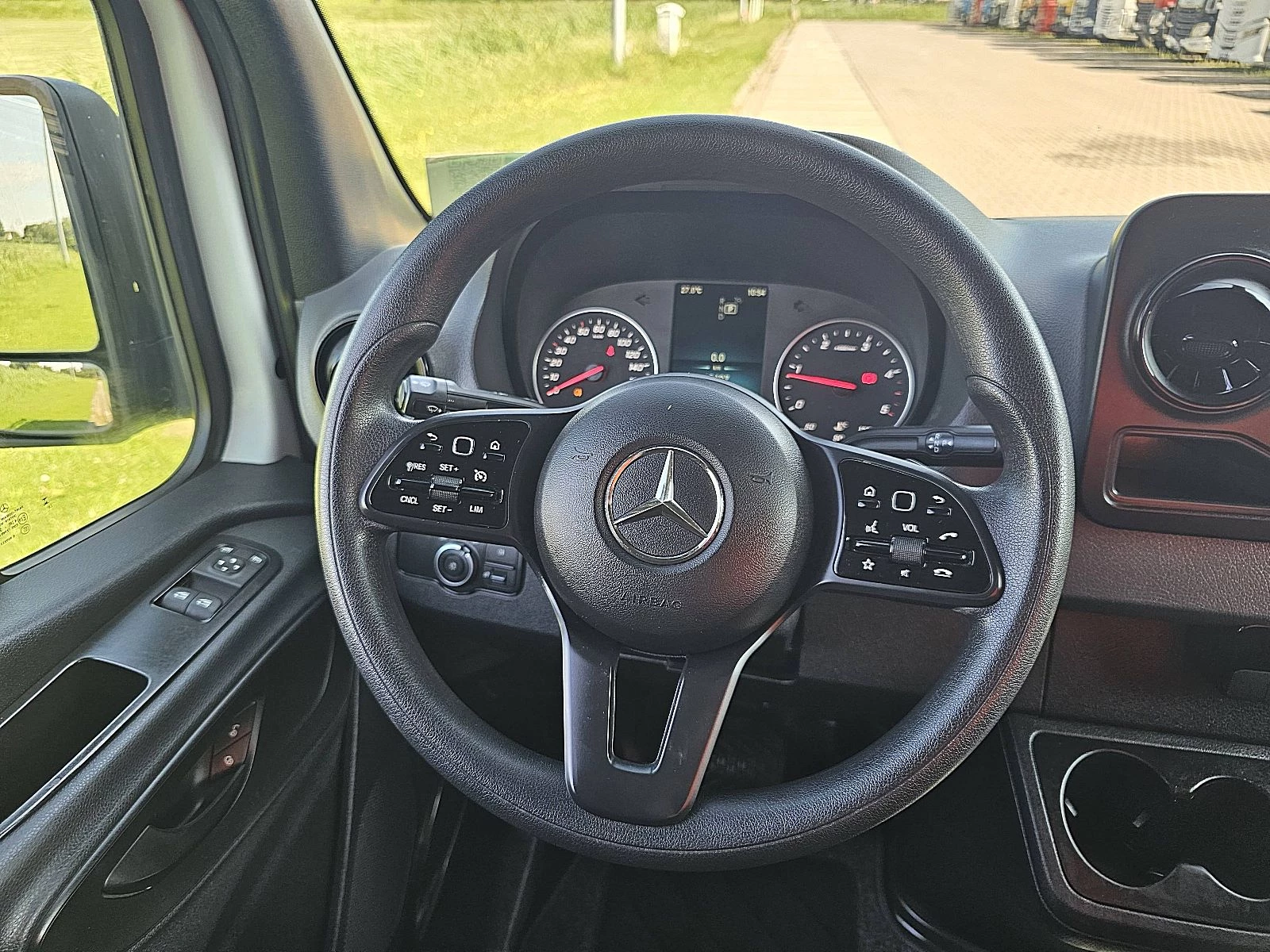 Mercedes-Benz Sprinter 2024 - 317 obrázek 10
