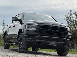 Dodge Ram 1500 2019 - LARAMIE NIGHT 5.7L V8, LAGE BIJTELLING, PANO, H&K, LUCHTV, BLIS, CAMERA, LPG, MEMORY, KEYLESS, 22 INCH afbeelding 2 miniatuur