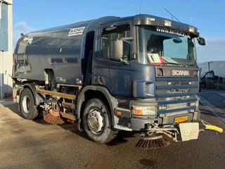 Scania P 2000 - P94-220 4X2 SWEEPER / VEEGMACHINE zdjecie 3