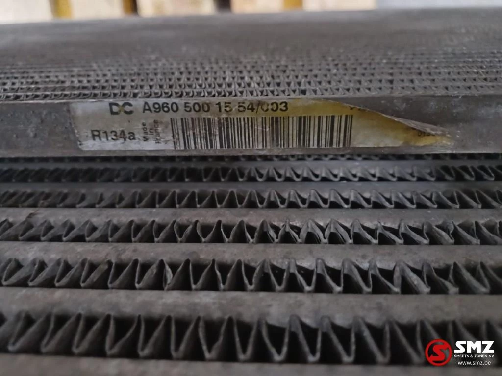 Mercedes-Benz 2016 - Occ radiator + intercooler + condenser Mercedes obrázek 5