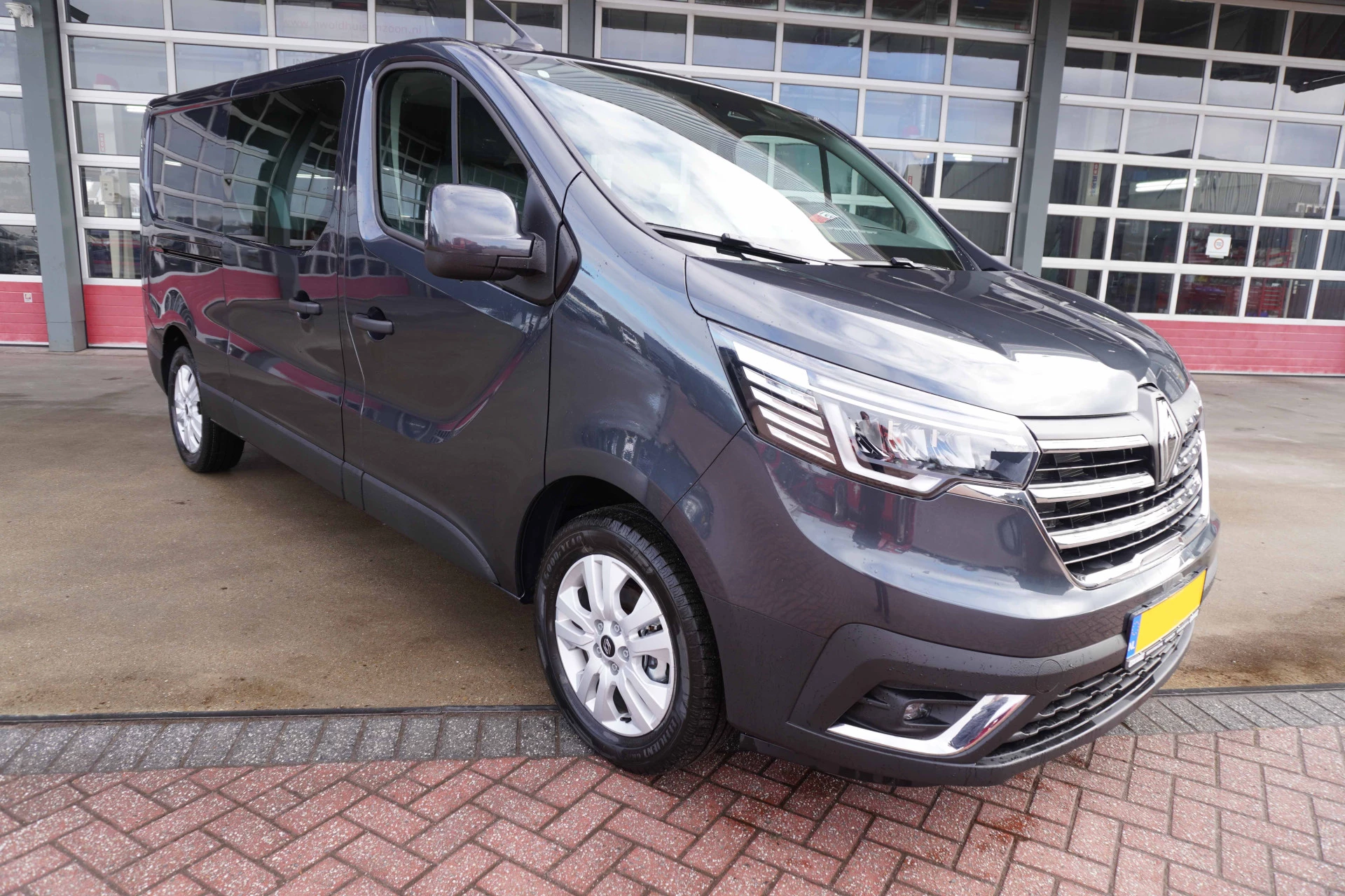 Renault Trafic 2024 - 2.0 Blue dCi 130PK T29 L2H1 Advance Dubbelcabine obrázek 2
