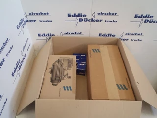 Diverse N/A 2011 - 1317753-1349573-1349574-1289957-1317748 EBERSPACHER D1LCC INCLUSIEF MONTAGE SET STANDKACHEL (NIEUW) immagine 2