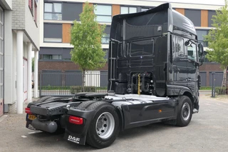 DAF XF 530 2019 - SSC | Intarder | 2 Tanks | 928407Km | 2019 | Smart Tacho 2 | Full Spoiler | Stand Klima | Roof Airco | Navi | TV | Microwave | TUV/MOT/APK 02-2027 | NL-Truck obrazek 10