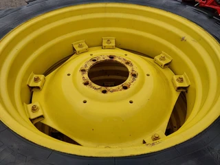 John Deere Wielen 16.9 R38 Grote ZF Steek afbeelding 2 miniatuur