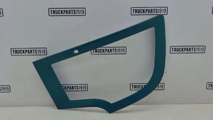 Mercedes-Benz - Body & Chassis Parts Koplamprand Li.MB MP4 image 1
