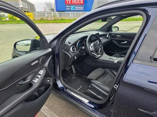 Mercedes-Benz GLC 2021 - Mercedes-Benz 300 de 4MATIC - AMG pakket - Black edition obrazek 24