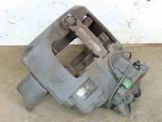 Mercedes-Benz - Brake System Remklauw Li. MB MP4 17.5" imagem 2 miniatura