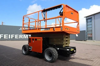 JLG 2021 - ERT3369 Electric, 12m Working Height, 454kg Capaci image 2 miniature