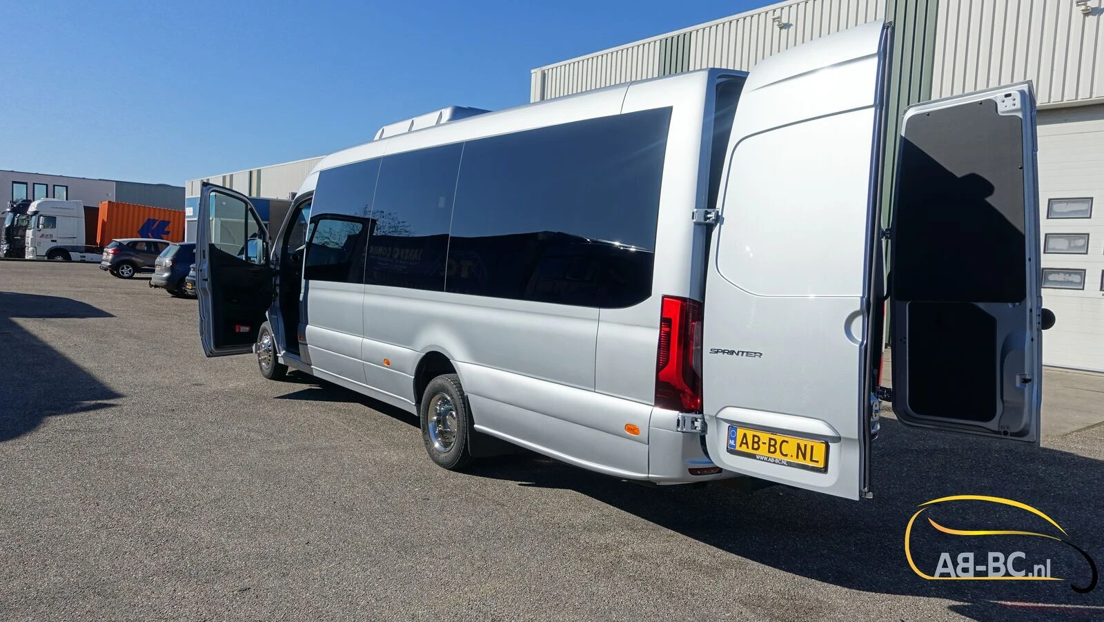 Mercedes-Benz Sprinter 2026 - NEW 519 CDI 24 Seats EURO 6 obrázek 17