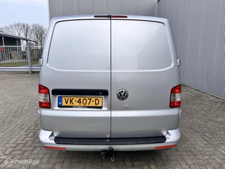 Volkswagen Transporter 2014 - 2.0 TDI L2H1 highline изображение 4
