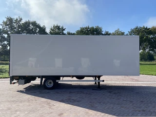 Veldhuizen N/A 2006 - Be oplegger 5.5 ton met laadklep 1500 kg imagen 2