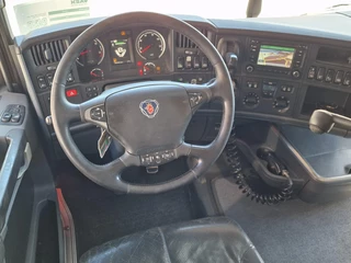 Scania R 2016 - R580 V8 Topline 6x2 - Box with sidedoors - Retarder - Full air - Leather image 56