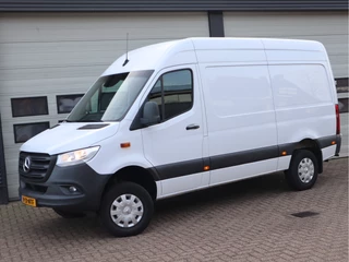 Mercedes-Benz Sprinter 2021 - 316 CDI Automaat - 4x4 AWD - Euro 6 - L2H2 - MBUX - Bott Inrichting - 220 omvormer bild 9