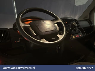 Peugeot Boxer 2022 - 2.2 BlueHDi 141pk Bakwagen 436cm Lang Laadklep Euro6 Airco | Cruisecontrol | 1085kg laadvermogen afbeelding 14