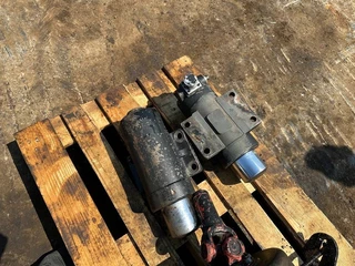 Cat N/A - 214 B FT suspension image 1