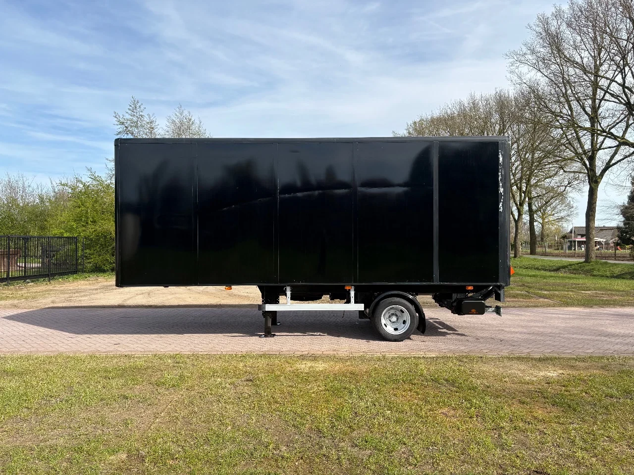 kuiper PL C 2006 - Be oplegger 7 ton met laadklep 1000kg obrázek 1