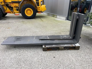 Volvo Losse palletvorken 2024 afbeelding 3 miniatuur