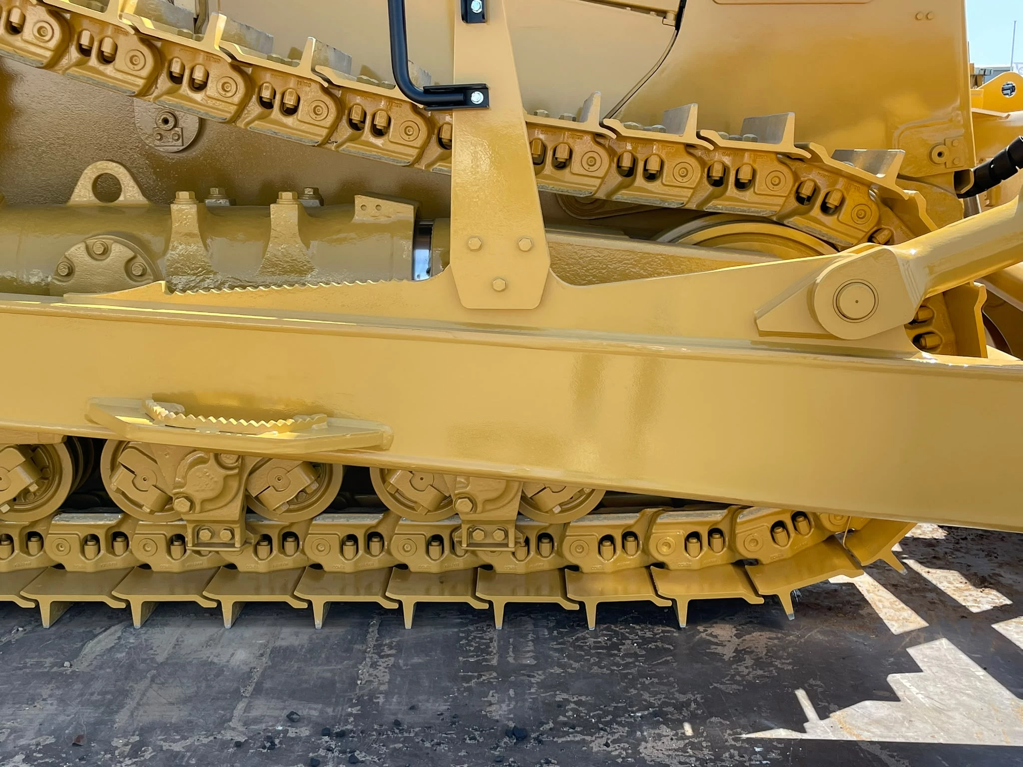 Caterpillar D8T - CE / EPA 2021 image 9