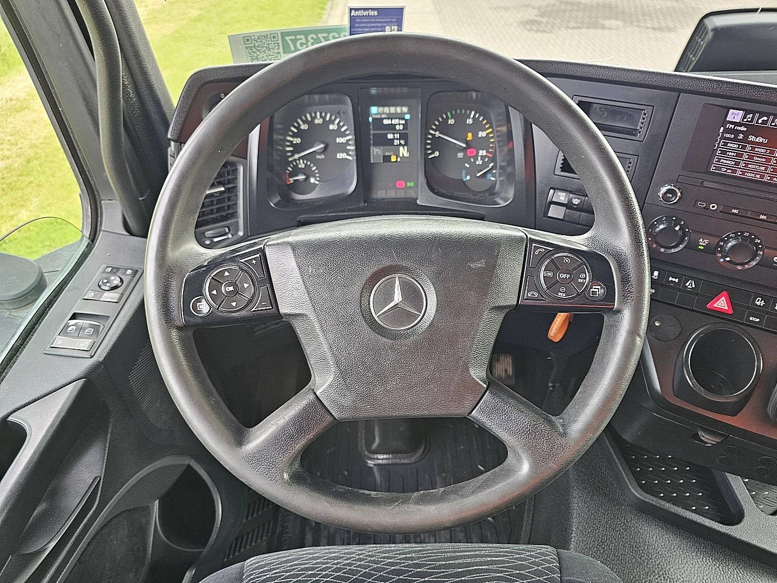 Mercedes-Benz Actros 2017 - 1945 LS zdjęcie 12
