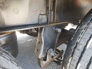 Pacton N/A 2002 - T3-001 Twistlocks Very good tires изображение 16