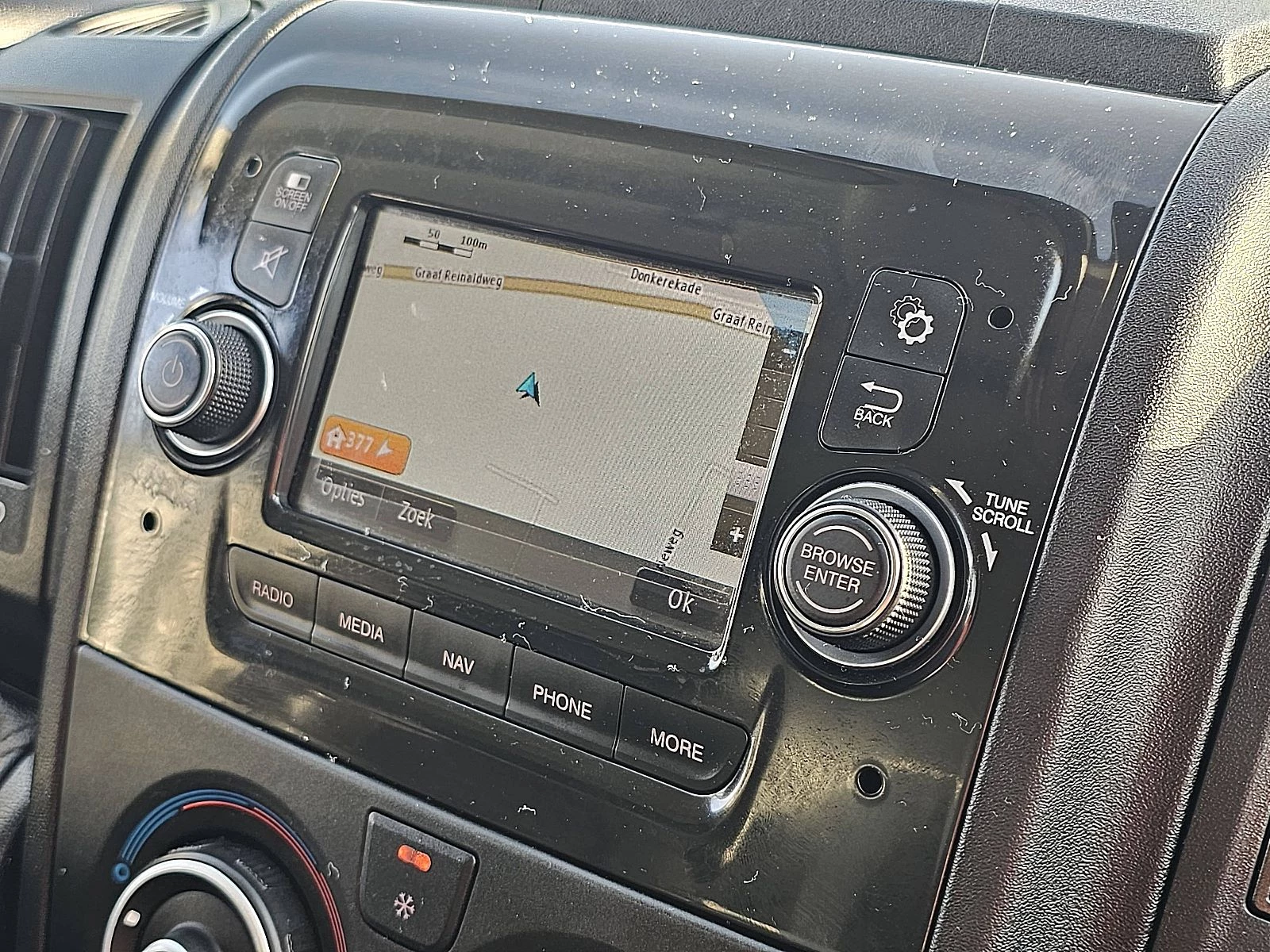Citroën Jumper 2022 - 2.2 obrázek 11