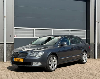 Škoda Superb 2009 - 1.8 TSI Elegance bj.2009 Navi|Trekh|Pdc|Stoel verw. изображение 1