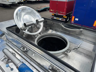 HLW N/A 2012 - Melk - Water 18000ltr Tank / 3 Compartimenten obrazek 21
