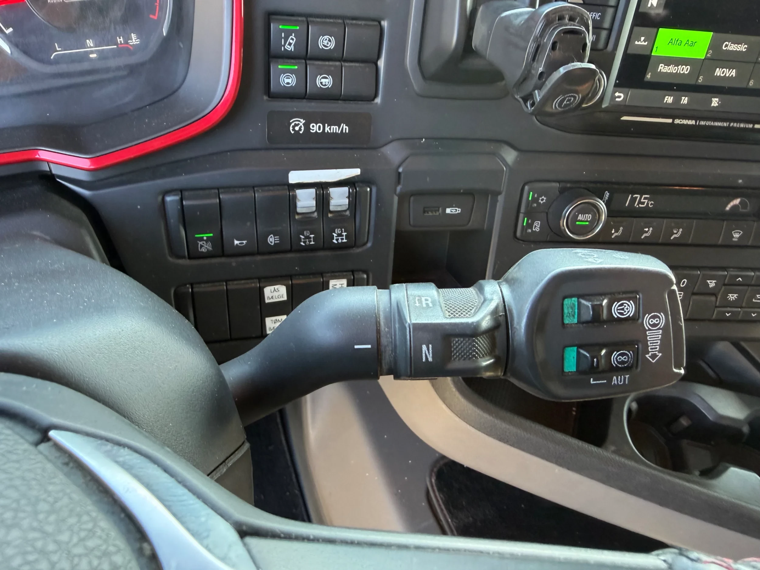 Scania R 2019 - R650 V8 B8x4NB / Euro 6 / HMF TF 324 / HMF 3220 K-RCS + Flyjib FJ600 K4 afbeelding 24