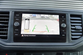 Volkswagen Crafter 2023 - 50 N1 Dubbellucht 160pk Automaat L4H3/L3H2 Apple Carplay 3500kg Trekgewicht Imperiaal Camera Parkeersensoren Cruise control image 3 thumbnail